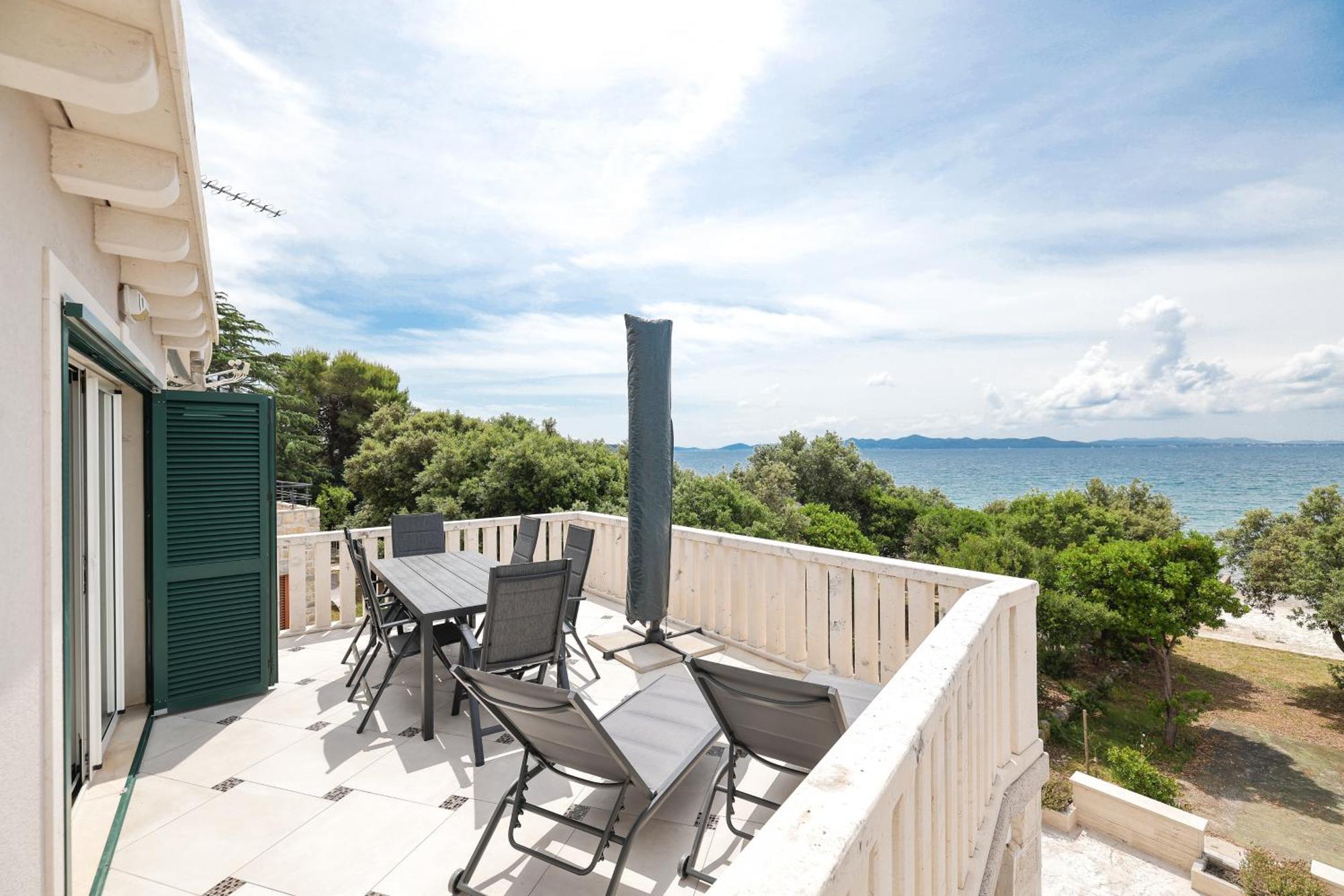 Ad Astra Punta Skala Apartma